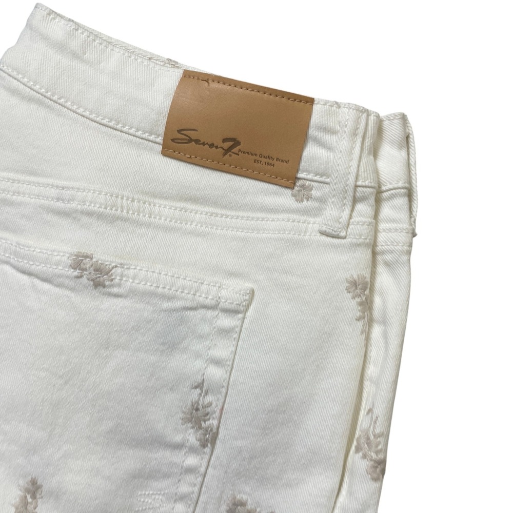 Seven 7 10 Cotton Blend White Floral Embellished Denim Pants - Picture 2 of 7